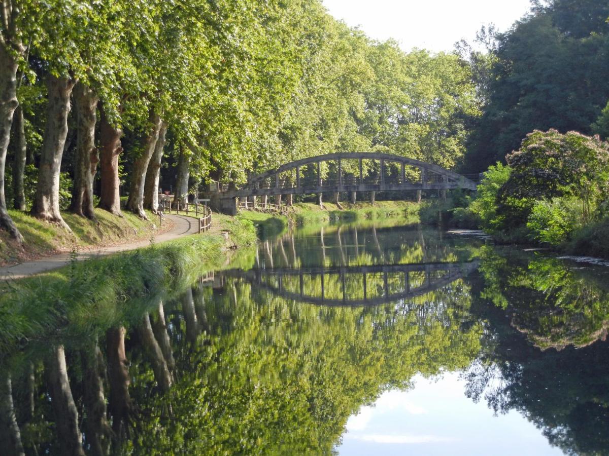 Les Chambres Du Canal Castets-en-Dorthe Экстерьер фото